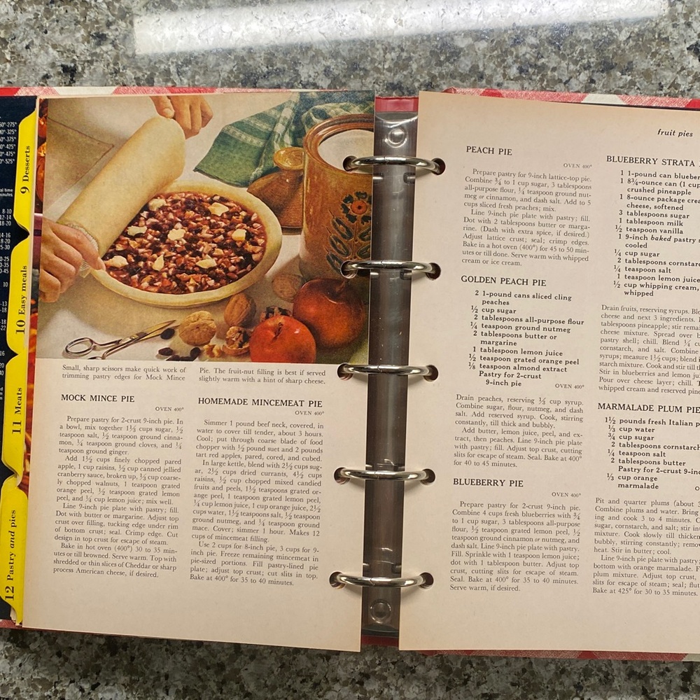 1974 Better Homes & Gardens Red Plaid New Cook Book - Excellent Condition - Picture 12 of 16